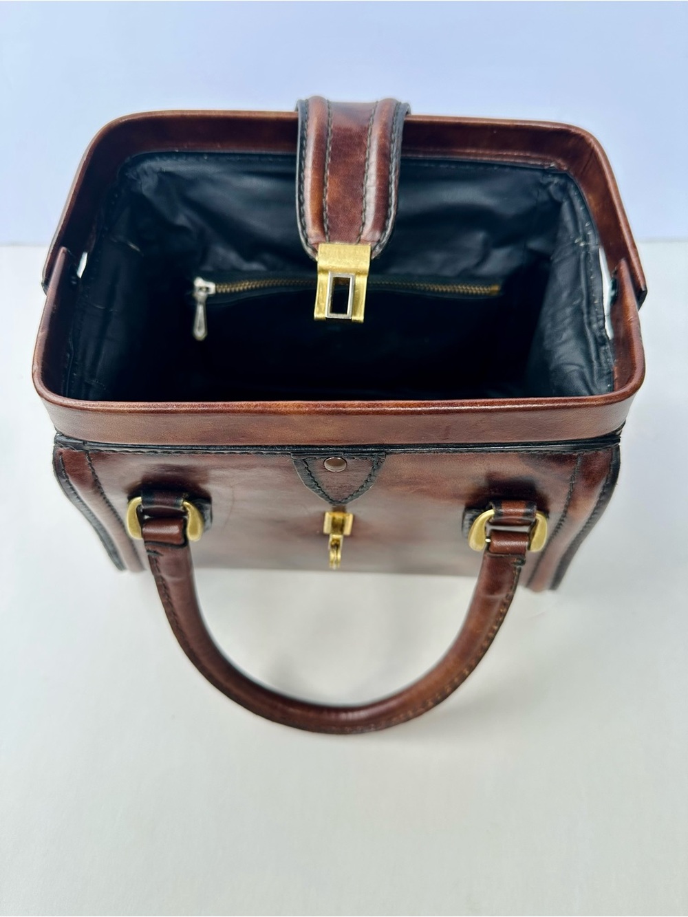 Vintage Leather Small Structured Marbled Brown Leather Handbag w Gold Clasps - Picture 3 of 13